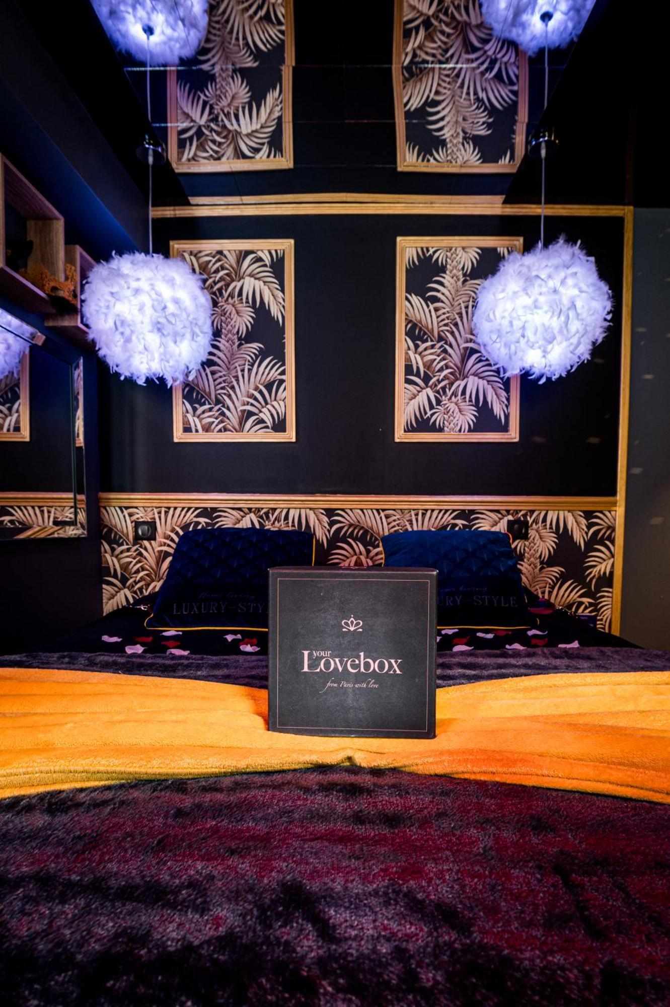 Loveroom Sauna, Balneo, Parking Prive Dans Le Centre De Honfleur Rum bild